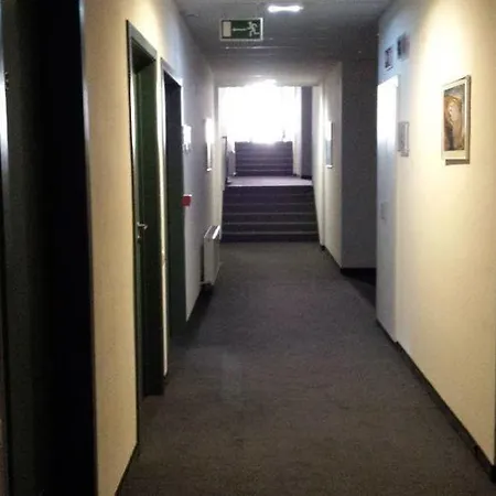 扎分特姆霍贝酒店 酒店